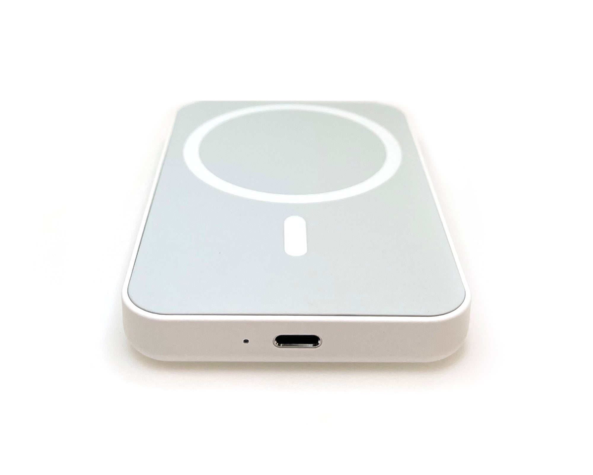 For iPhone 12, 13, 14, 15 Series Battery Pack Magnetic Charging 5W White
